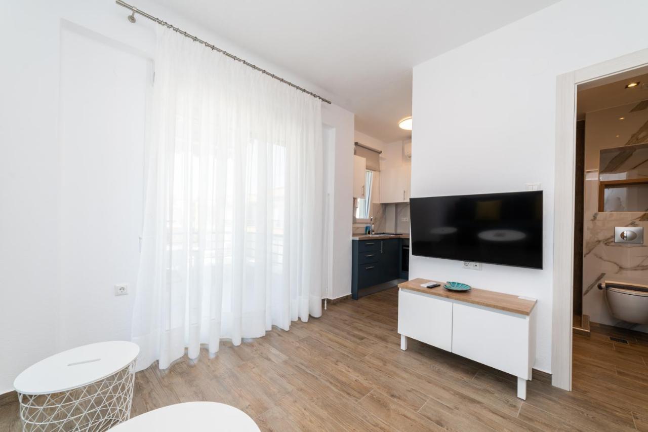 Danai Residential Complex Офринио Экстерьер фото